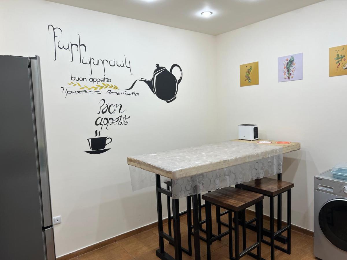 Arevahostel&Apartment Jerevan Eksteriør bilde