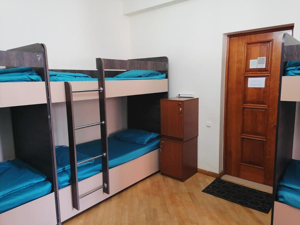 Arevahostel&Apartment Jerevan Eksteriør bilde