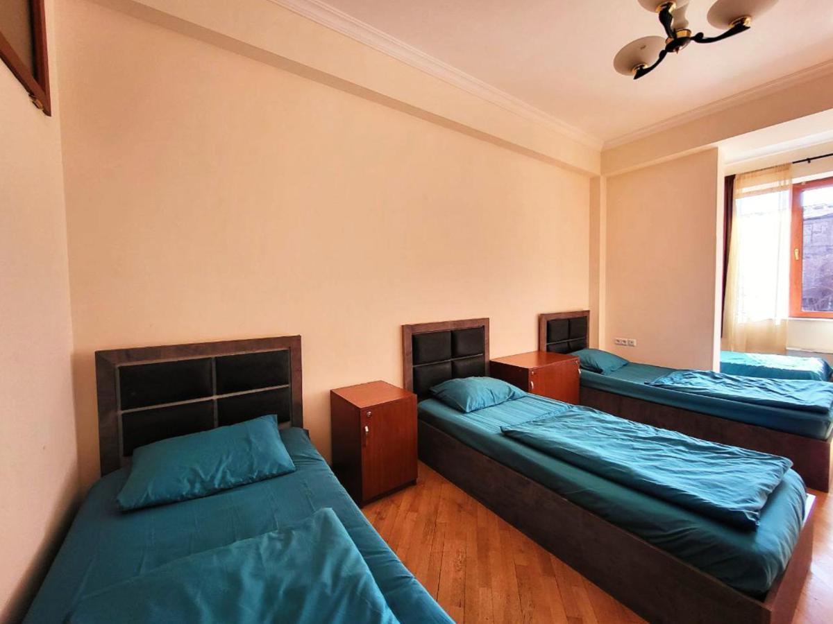 Arevahostel&Apartment Jerevan Eksteriør bilde